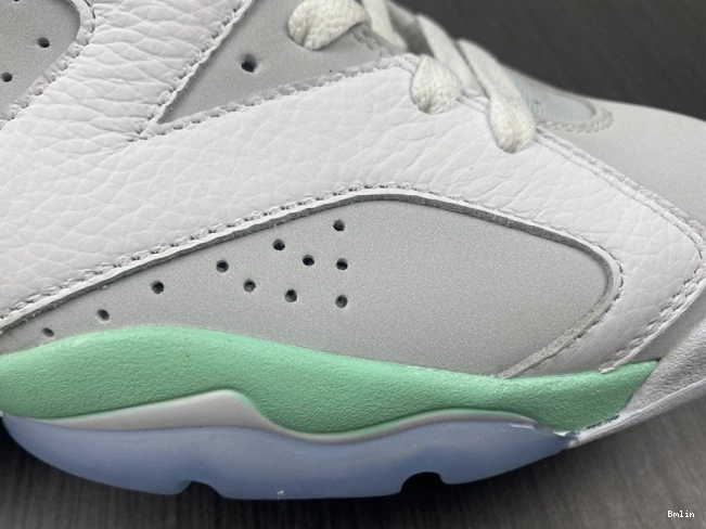 Bmlin DQ4914-103 Air 6 WMNS Jordan Foam Mint 0809